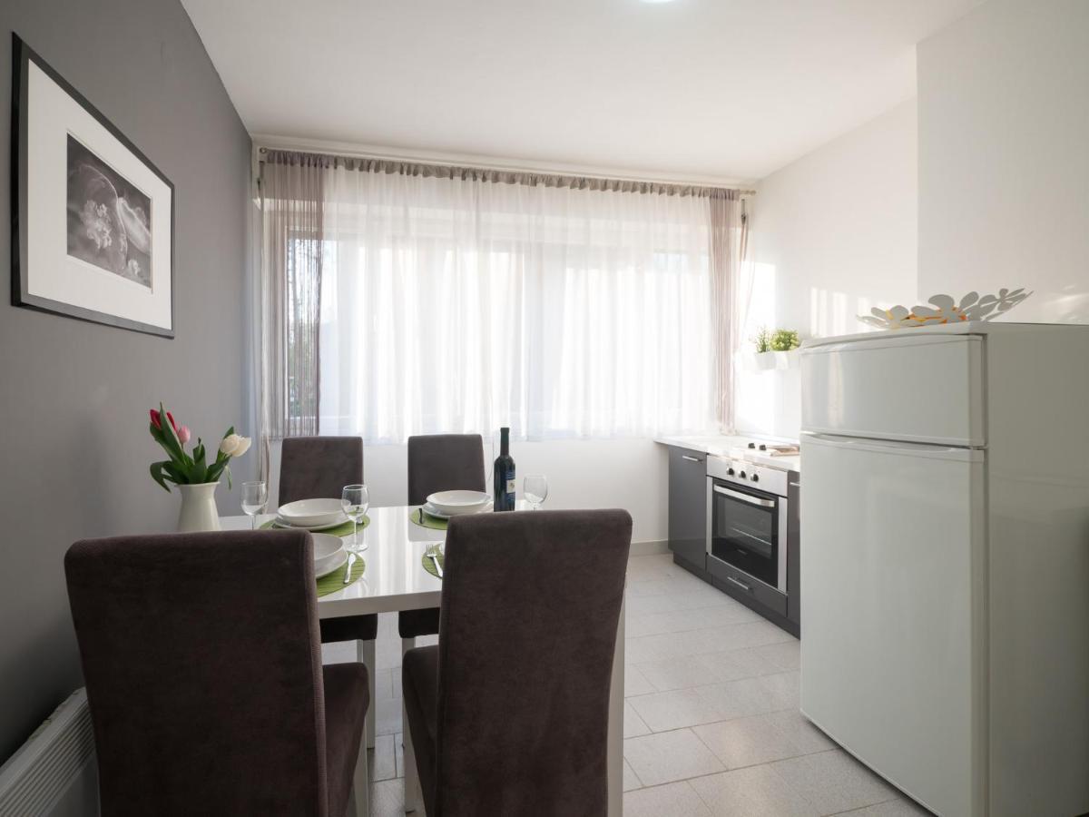 Gin Apartman Задар Екстериор снимка
